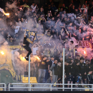 Χαμός στη Νέα Φιλαδέλφεια: Πάνω από 8.000 φίλοι της ΑΕΚ στην προπόνηση πριν τον ΠΑΟΚ - Δείτε video του Athletiko