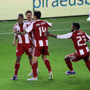 Θριαμβευτής στη Λεωφόρο απέναντι στον Παναθηναϊκό και «ζωντανός» για τον τίτλο ο Ολυμπιακός