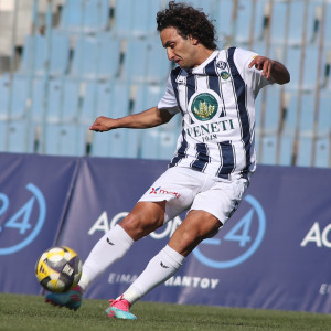 Ολοταχώς προς παραμονή στον Ηρακλή ο Ουάρντα