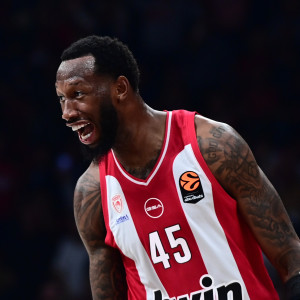 O Nτόντα Χολ στο Athletiko: «Είναι ωραίο να είσαι στην κορυφή, αυτός είμαι εγώ αγαπώ τα καρφώματα»