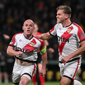 Ίσι Παλαθόν: «Υποφέραμε κόντρα στην ΑΕΚ»