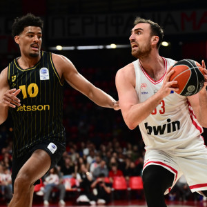 Ο Ολυμπιακός κέρδισε τον Άρη με κυριαρχικό Μιλουτίνοφ για το 23/23 στην Stoiximan GBL