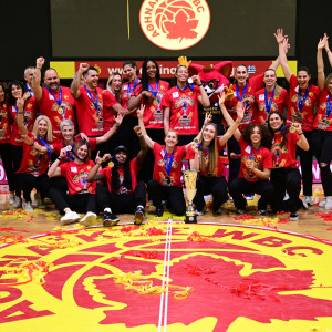 Ολοκλήρωσε το νταμπλ ο Αθηναϊκός, απονεμήθηκε το τρόπαιο της Α1 Γυναικών στην ομάδα του Βύρωνα