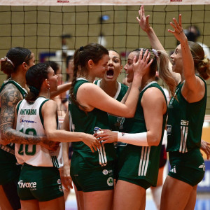 Η σπουδαία σεζόν των 37 νικών και 4 ηττών της ομάδας γυναικών του Παναθηναϊκού στο βόλεϊ