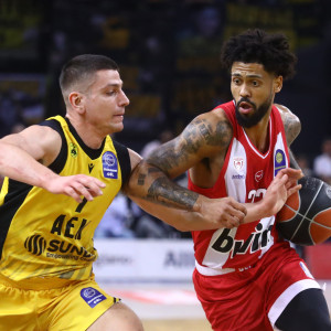 ΑΕΚ - Ολυμπιακός: Τα highlights της επικράτησης των «ερυθρόλευκων» (video)