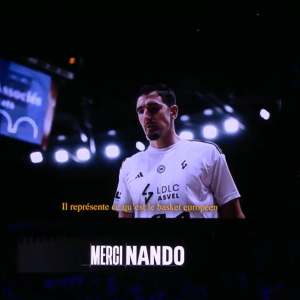 Ο Ντε Κολό κρατάει κακία στη Βιλερμπάν και εκείνη... τον τίμησε πριν το ματς με τη Φενέρμπαχτσε (video)