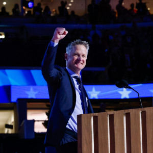 Οι Γουόριορς θέλουν να «κόψουν» τον Στιβ Κερ λόγω… πολιτικών φρονημάτων