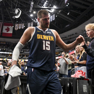 Κάντε πέρα περνάει ο Γιόκιτς: Ο μόνος στην ιστορία με δύο ατομικά βραβεία «αντίθετα»