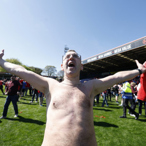 Η πιο επική άνοδος όλων των εποχών: Έφαγε γκολ στο 90+10', ισοφάρισε αμέσως κι έγινε... χαμός (video)