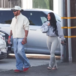 Χάμιλτον και Καρντάσιαν ψώνισαν μαζί έπιπλα και χαλιά στο Λος Άντζελες - Φήμες για συγκατοίκηση