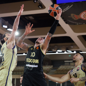 Η Μονακό «καθάρισε» τη Μπαρτσελόνα και ετοιμάζεται για... μάχες playoffs με Ολυμπιακό