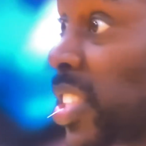 Τον λες και άνετο: Ο Χόλιντεϊ αγωνίστηκε σε ολόκληρο παιχνίδι playoff με οδοντογλυφίδα στο στόμα