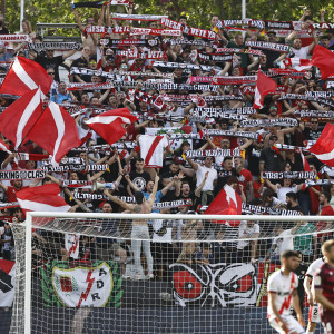 Ο ιδιαίτερος δεσμός των οπαδών της Ράγιο Βαγιεκάνο με αυτούς του Ηρακλή!