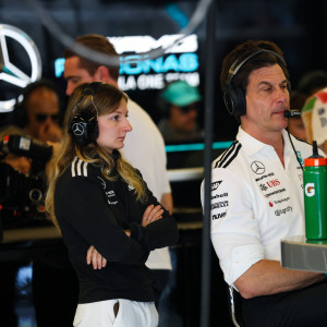 Ντοριάν Πιν: Η 22χρονη που ετοιμάζεται να «εισβάλει» στον κόσμο της Formula 1