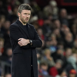 «Σύννεφα» για Κάρικ στη Γιουνάιτεντ μετά την απρόσμενη ήττα από τη Λιντς - Οι σκέψεις στο Μάντσεστερ