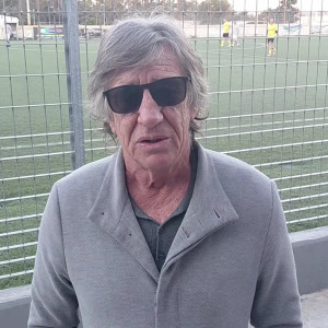 Οι Νικολάου, Μανωλάς, Μαύρος, Καραφέσκος και Κοπιτσής απαντούν στο ερώτημα «τι σημαίνει ΑΕΚ;» (video)