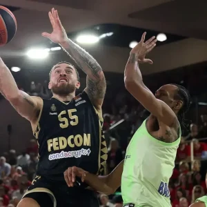 Μονακό ή Μπαρτσελόνα; Ποιος αντίπαλος είναι ιδανικότερος για τον Ολυμπιακό (video)