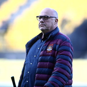 Μπέος: «Λανουά, αν έχεις λίγη τσίπα, το καλοκαίρι να μας αδειάσεις τη γωνιά»