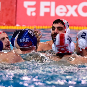 Ένταση και σύρραξη στο Ολυμπιακός-Νόβι Μπέογκραντ (video)