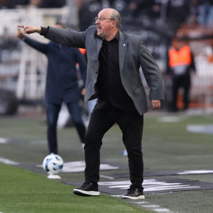 Μπενίτεθ: «Είναι έξτρα κίνητρο για εμάς και για το μέλλον να νικήσουμε τον Ολυμπιακό»