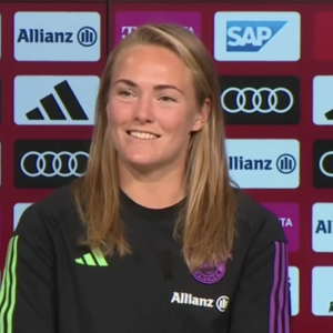 Η Βundesliga συνεχίζει να πρωτοπορεί - Παίκτρια της Μπάγερν έγινε σκάουτερ στην ομάδα ανδρών