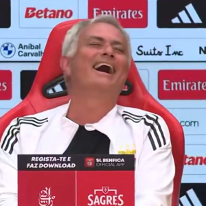 «Κανείς δεν με θέλει»: Η στιχομυθία με δημοσιογράφο που προκάλεσε νευρικό γέλιο στον Μουρίνιο (video)