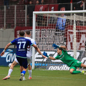 Αντέδρασε στην αλλαγή του ο Ταβάρες, έξαλλος ο Λέτο (video)