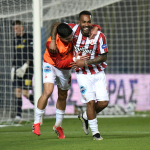 Με «μάγο» Τεϊσέιρα ο Πανσερραϊκός έκανε περίπατο στο Αγρίνιο και μπήκε σε θέση παραμονής μετά από έξι μήνες!