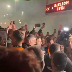 Ντελίριο στην υποδοχή του ΟΦΗ στο Ηράκλειο (videos)