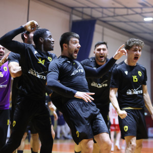 Φοβερή ανατροπή της ΑΕΚ, break και 1-0 στους τελικούς με τον Ολυμπιακό!