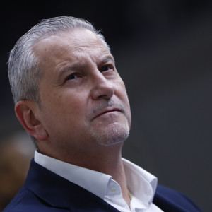 Επίσημο: Στο τιμόνι του Αθηναϊκού ο Ηλίας Ζούρος