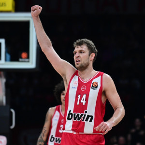 «Για όσα ζήσαμε, μα πιο πολύ για όσα θα ζήσουμε...»