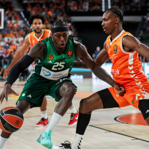 «Αφηνισμένος» Ναν στη Βαλένθια: 10 πόντοι σε τρία λεπτά για τον Αμερικανό