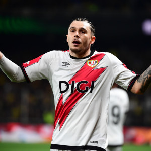 Έντονη δυσαρέσκεια και ανακοίνωση της Ράγιο Βαγιεκάνο για τη διατησία στην Ισπανία