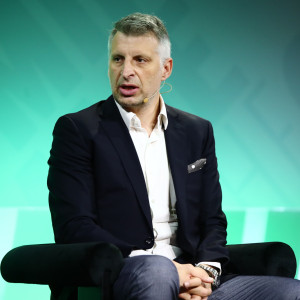 Η συνάντηση Λαμπροπούλου - Παπαλουκά και ο παρουσιαστής Πρίντεζης (video)