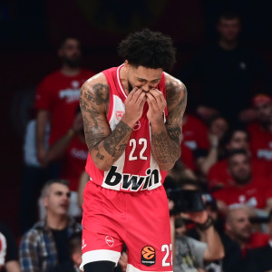 Αμφίβολοι για το Game 2 του Ολυμπιακού με τη Μονακό οι Γουόρντ και Ντόρσεϊ