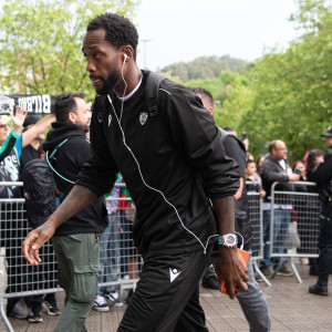 Η ώρα έφτασε: Η άφιξη της αποστολής του ΠΑΟΚ στην «Bilbao Arena» (video)