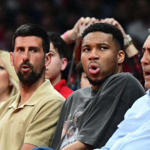 Η αντίδραση του Γιάννη Αντετοκούνμπο στο ξέσπασμα και την αποβολή του Μάικ Τζέιμς (video)