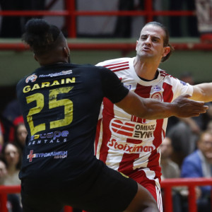 Live: ΑΕΚ - Ολυμπιακός για τον δεύτερο τελικό της Handball Premier