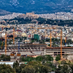 «Με φόντο την Ακρόπολη»: Νέες εντυπωσιακές φωτογραφίες από τις εργασίες στον Βοτανικό