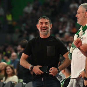 Ο Καραγκούνης στο T-Center για το Game 4 του Παναθηναϊκού με τη Βαλένθια