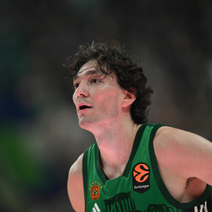 «EuroLeague by Night»: Ο απόηχος της ήττας του Παναθηναϊκού από τη Βαλένθια για το Game 4 των playoffs (video)