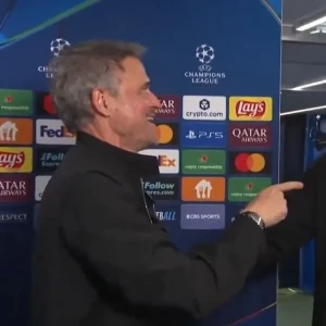 H επική ατάκα του Ενρίκε στον Κομπανί: «Το είδες από ψηλά, σου άρεσε;» (video)