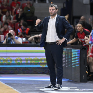 Ο προπονητής της ομάδας γυναικών της Σαραγόσα πήρε άδεια πατρότητας λίγο πριν τα Playoffs