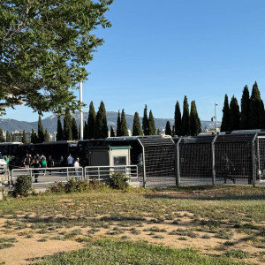 Ισχυρές αστυνομικές δυνάμεις έξω από τα αποδυτήρια της Βαλένθια