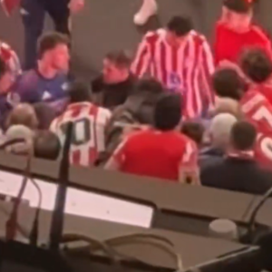 Ένταση στη φυσούνα με Σιμεόνε και Γουάιτ μετά το τέλος του Ατλέτικο - Άρσεναλ (video)