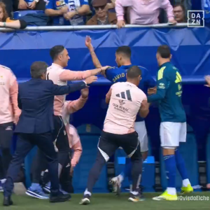 Ο Κάρμο τα άκουσε από τους οπαδούς της Οβιέδο και απάντησε με χειρονομίες προς την κερκίδα (video)