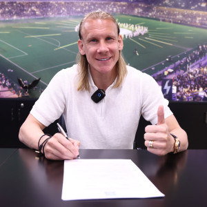 «Η ΑΕΚ ανανέωσε τον Βίντα και θ' αποκτήσει κι άλλον κεντρικό αμυντικό το καλοκαίρι» (video)