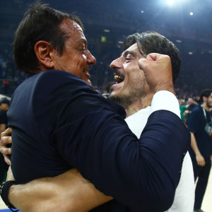 Ο Γιαννακόπουλος πόσταρε μία φωτογραφία με τον Αταμάν: «Όποιος ξεχνάει αυτές τις στιγμές...»