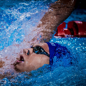«Τορπίλη» ο Σίσκος: Υπερασπίστηκε τον τίτλο του στα 200μ ύπτιο με άλλον ένα τρομερό χρόνο (video)